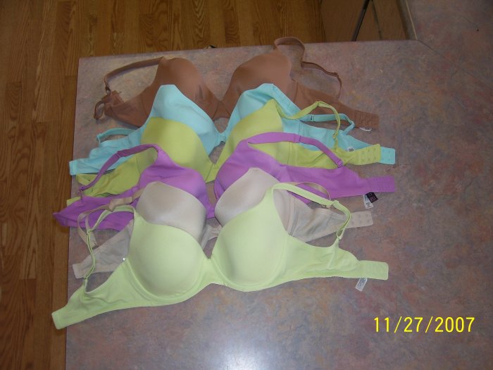 Lot of 6 used Victoria's Secret Bras!