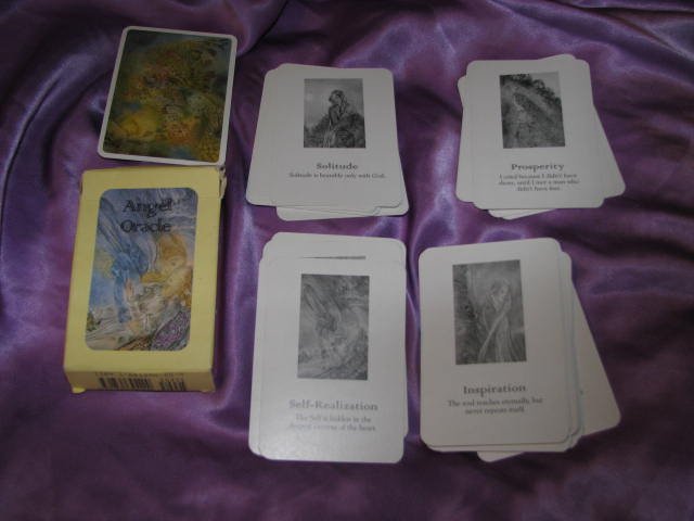 Angel Oracle by Sulamith Wulfing