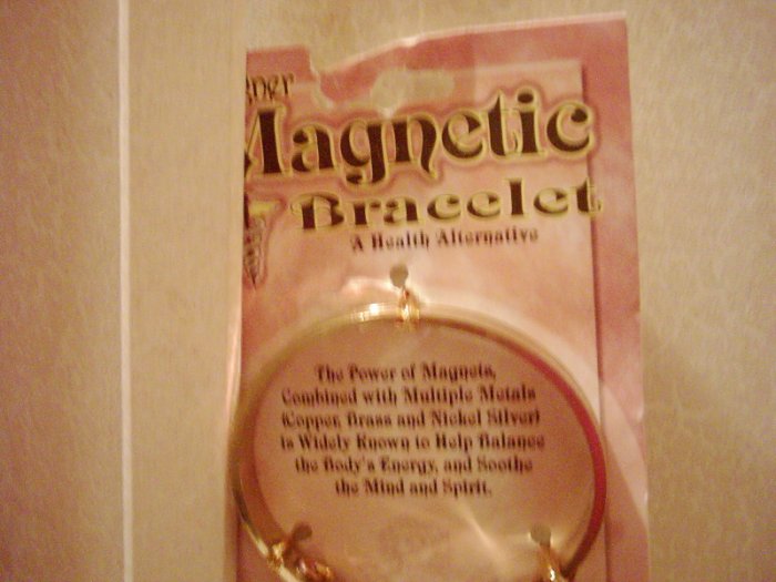 MAGNETIC BRACELET