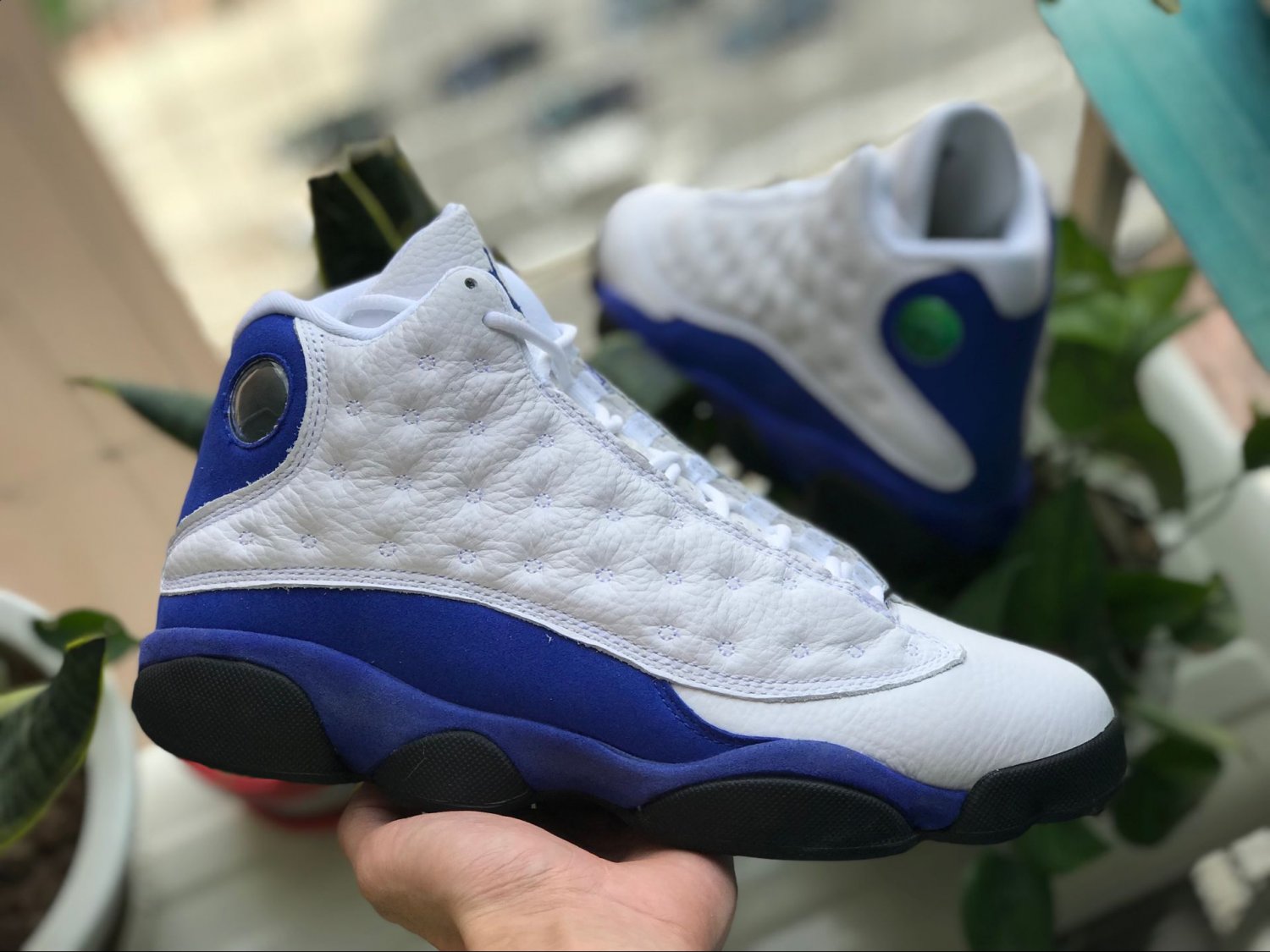 aj 13 hyper royal