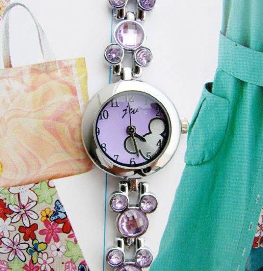 Brand 'LIYING'Charming fashion bracelet watch with diamond
