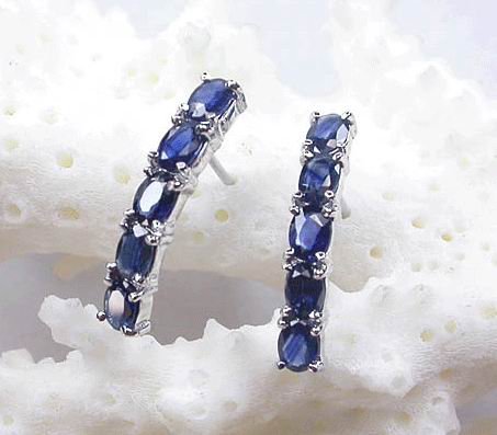 Charming 925 Sterling Silver Lovers' Rings With Natural Blue Diamond