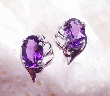 Brand 'LIYING'Fashion 925 Sterling Silver Earring With Natural Blue Diamond