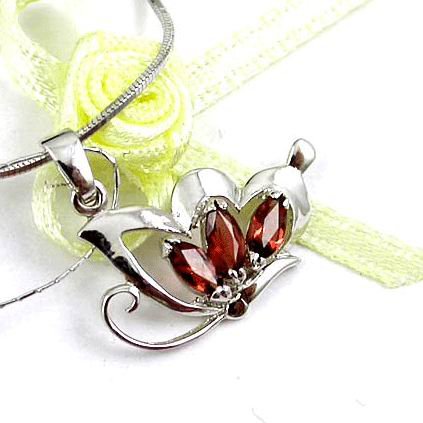 Brand 'LIYING'Fashion 925 Sterling Silver Pendants With Natural Garnet Diamond