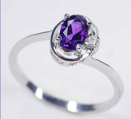 Brand 'LIYING' 925 Sterling Silver Ring with Nature Blue Diamond
