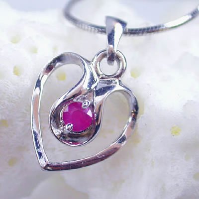 Brand 'LIYING'925 Sterling Silver Pendant with Natural Ruby