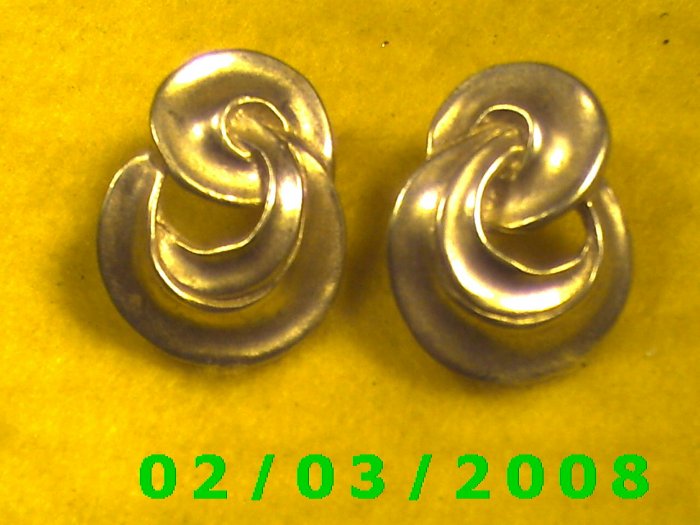 Silver Knots Pierced Earrings
