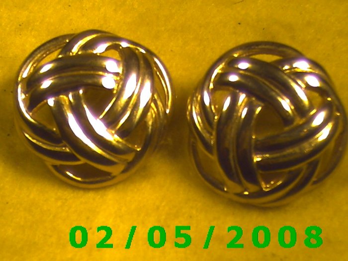 Gold Knots Pierced Earrings