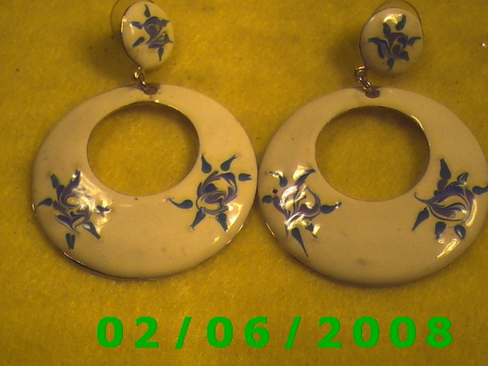 Wide Hoop w/ Floral Design Pierced Earrings