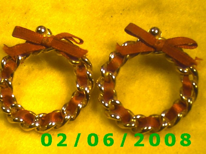 Gold w/Red Ribbon Pierced Earrings