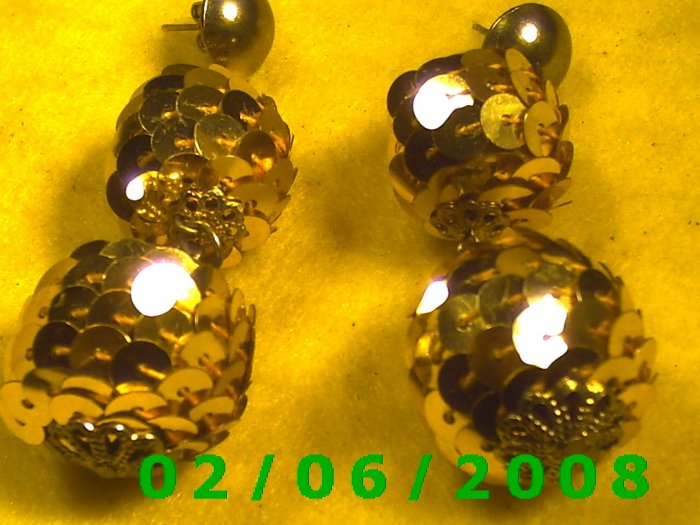 Sequined Balls n Balls Pierced Earrings (062)