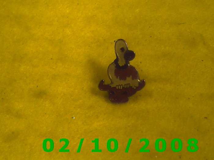 A Vulcher Hat Pin