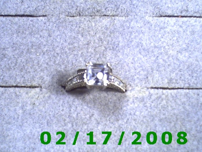 Silver .925 Ring size 7 w/square clear stone