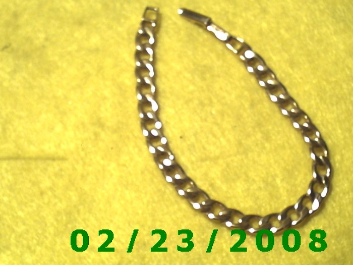 7" 7mm wide Gold Plated Bracelet Signed Avon (040)