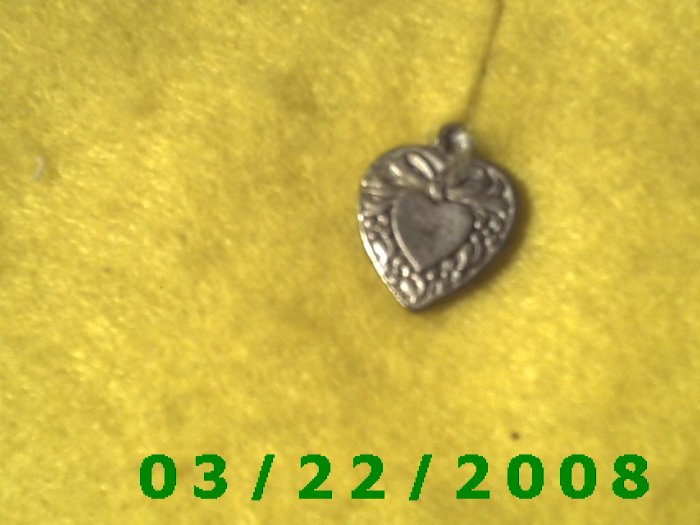 3/4" Silver Heart Charm (R014)