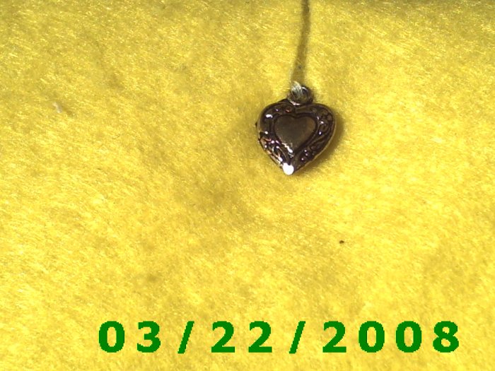 11/16" Silver Heart Charm (R013)