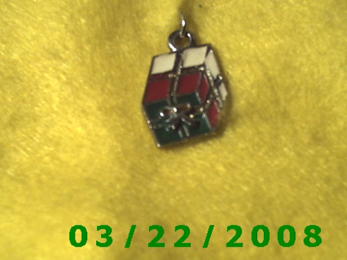 1" Silver Christmas Present Charm (R028)