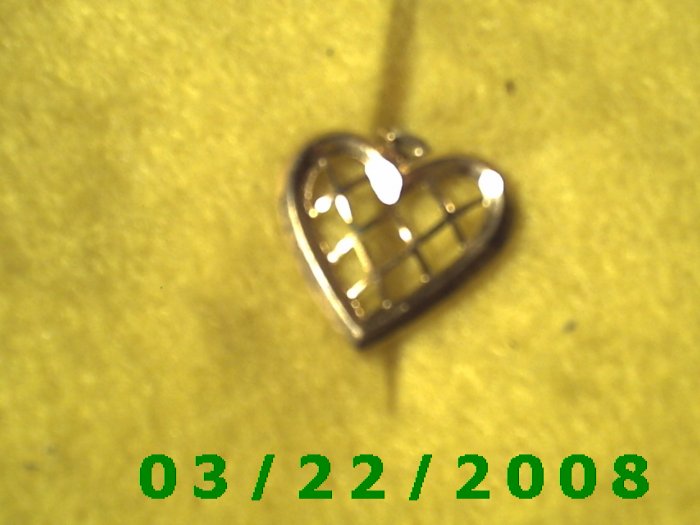 3/4" Gold Heart Charm (R034)