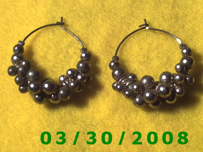 Silver Bead Cluster Pierced Earrings (039)