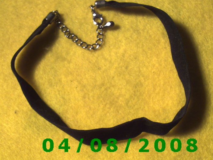 Black Velvet Choker E6028