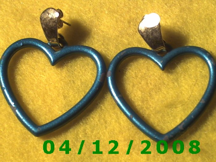 Gold and Green Q109