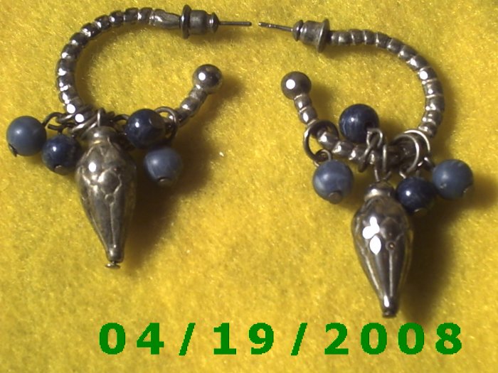 Silver Hoop Pierced Earrings w/Beads Q3046