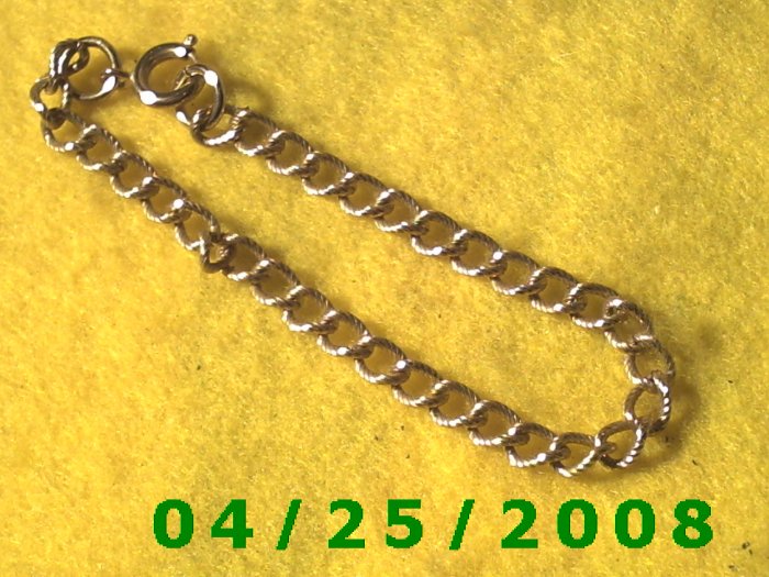 Gold Bracelet B003