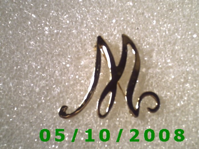 Gold Letter "M" Pin (108)