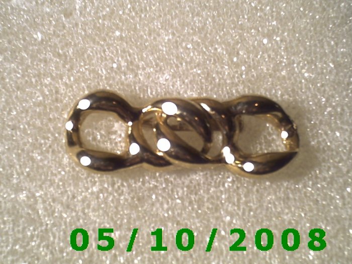 Gold Pin (107)
