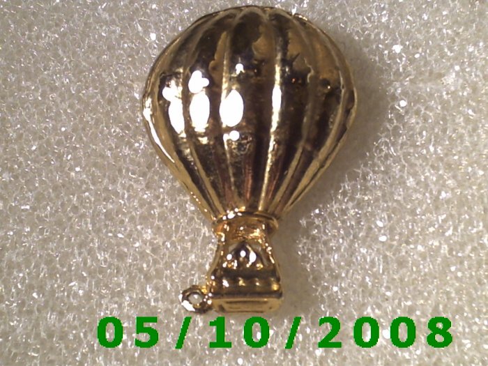 Gold Balloon Pin A051