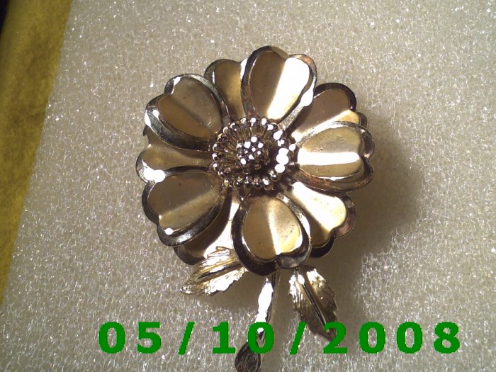 Silver Flower Pin A091