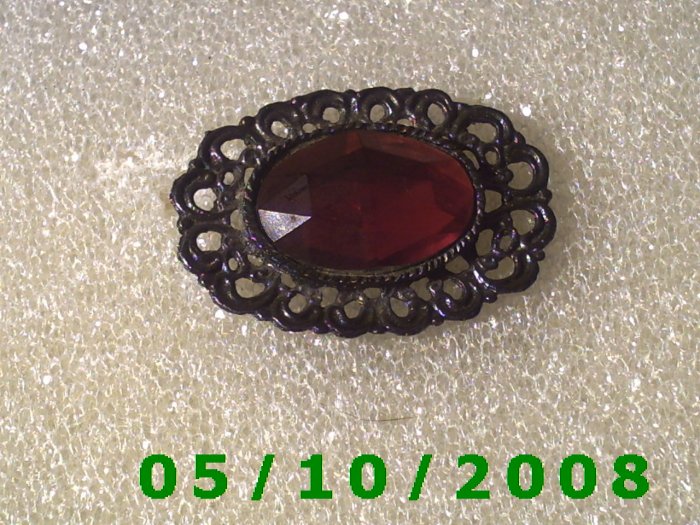 Filligre w/Red Stone Pin 068