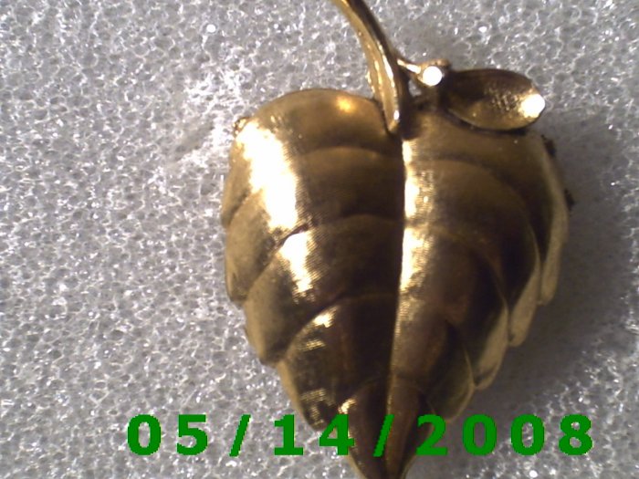 Gold Leaf Pin and Locket Signed Avon B018