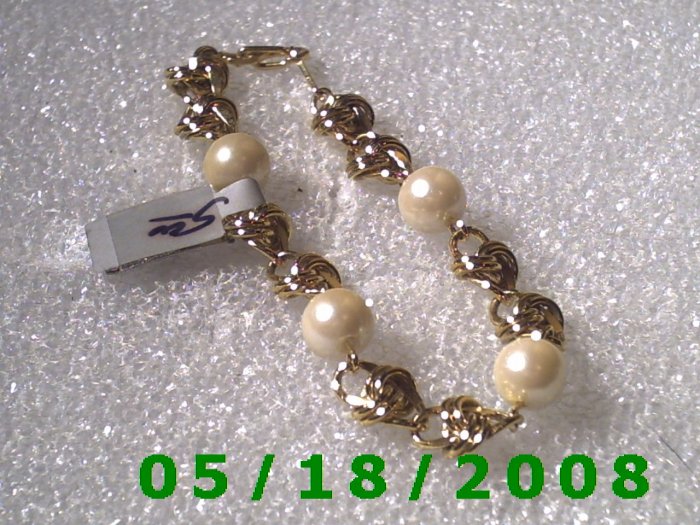 7" Gold Plated Bracelet w/beads (004) (054)