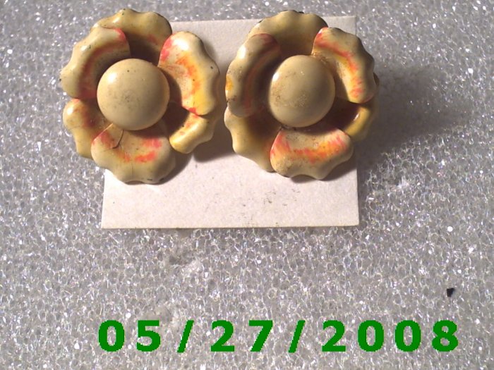 Flower Clip On Earrings D019
