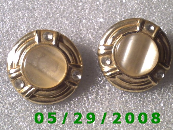 Silver Clip On Earrings D044