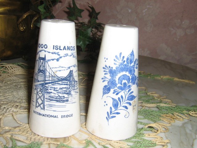 MIJ Blue Delft Salt & Pepper Shakers International bridge