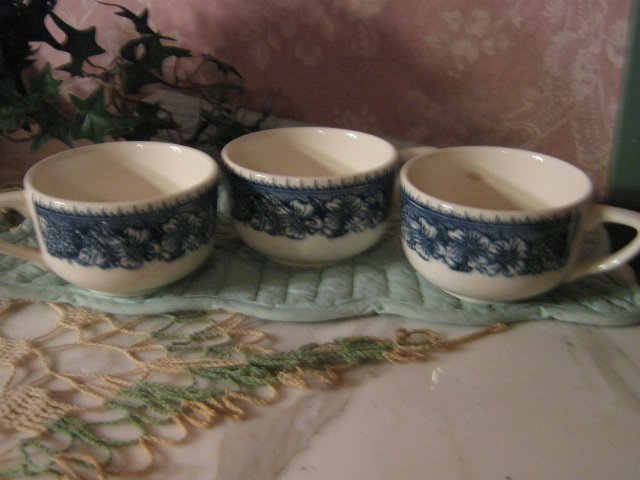 3 .. Vintage Blue Onion coffee cups .. China ..Buffalo China