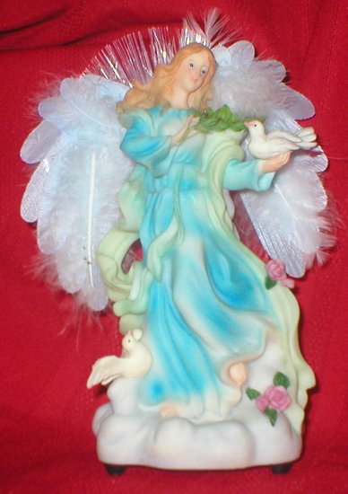 Fiber optic Angel and Doves Music Box