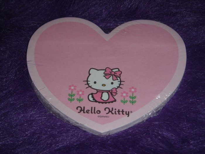 Sanrio Hello Kitty Pink Heart Post it Memo Pad