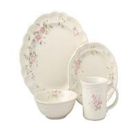 Pfaltzgraff 16-pc. Tea Rose Dinnerware Set