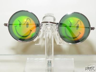 Holdem glasses