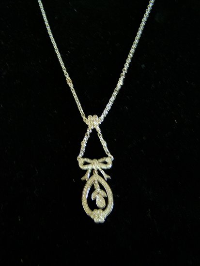 flower necklace