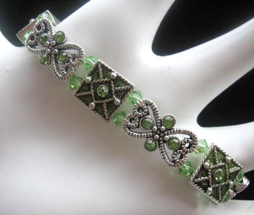 Peridot Green Swarovski stretch bracelet