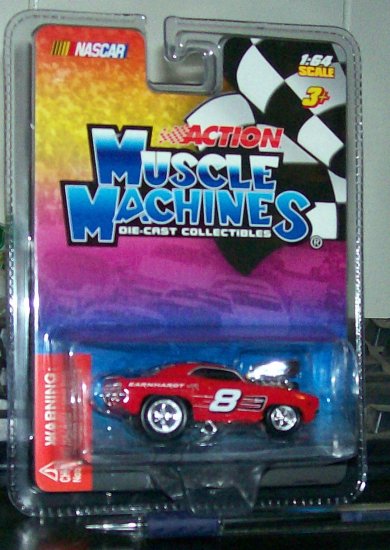 MUSCLE MACHINES 05 NASCAR "EARNHARDT JR." A MUST HAVE BEFORE HE CHANGES SPONSERS