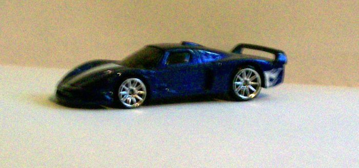 HOT WHEELS 2007 #166 MYSTERY CAR "MASERATI MC-12"