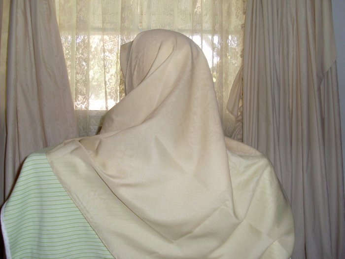 Hijab Buttery Cream color soft Damask scarf