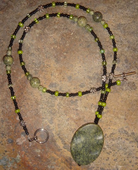 Mossy Grotto necklace - moss jasper