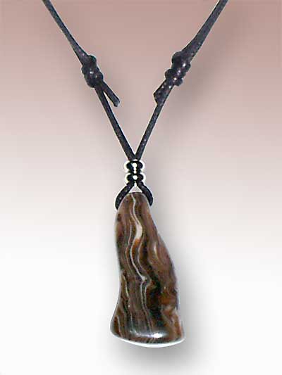 Necklace with gorgeous bead