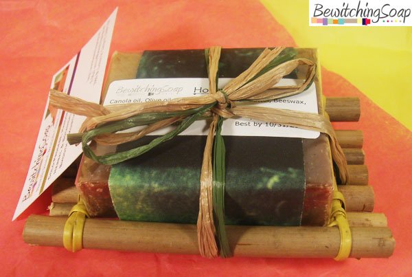 One-Soap gift set w/ Honey Cinnamon Shea Butter cold-process soap & Bamboo soap dish